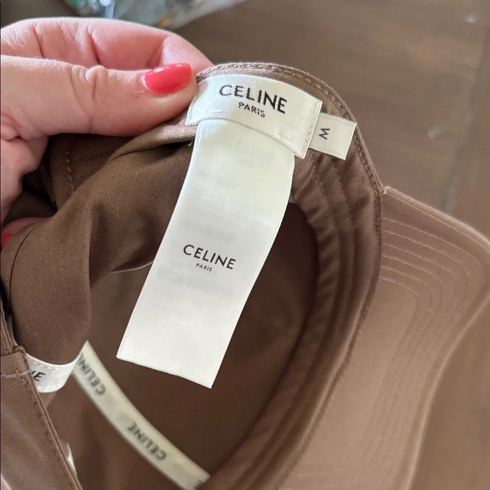 Authentic Celine hat. Never worn - Picture 6 of 8